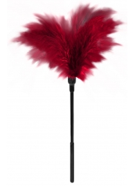 Пластиковая метелочка с красными пёрышками Small Feather Tickler - 32 см. - Blush Novelties - купить с доставкой в Чебоксарах
