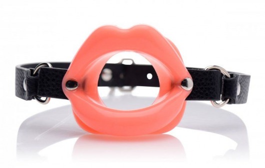 Кляп в форме губ Sissy Mouth Gag - XR Brands - купить с доставкой в Чебоксарах